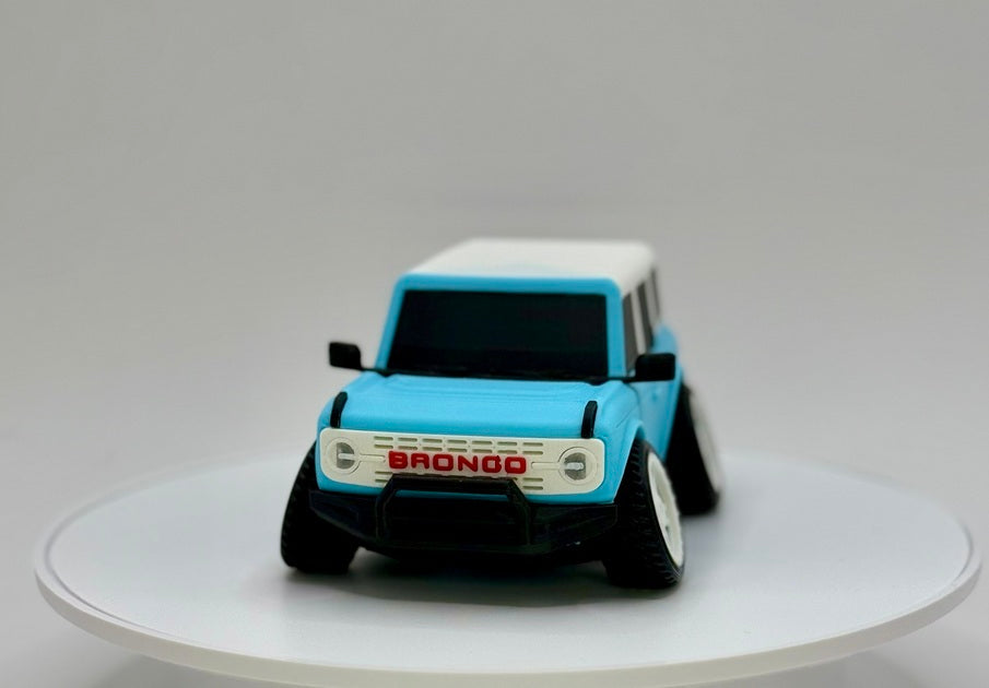 Tooned 4-Door Off-Road SUV 3D Printed Model | Modern Retro 4x4 Truck Style | Soft & Hard Top Options | Adventure Desk Decor