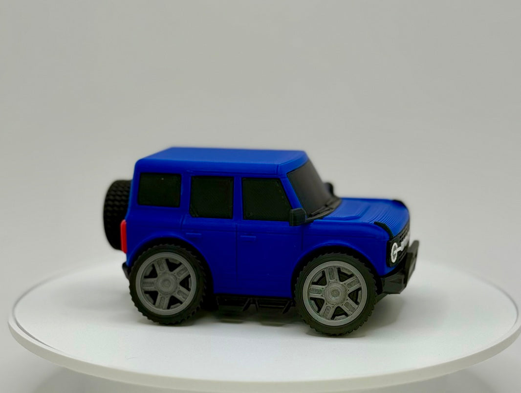Tooned 4-Door Off-Road SUV 3D Printed Model | Modern Retro 4x4 Truck Style | Soft & Hard Top Options | Adventure Desk Decor