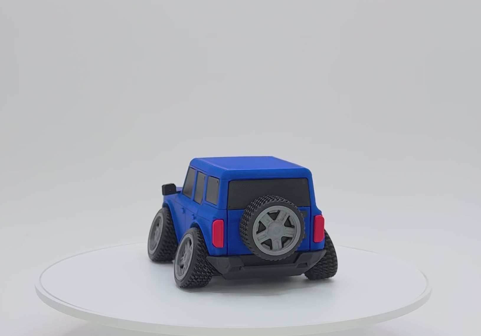Tooned 4-Door Off-Road SUV 3D Printed Model | Modern Retro 4x4 Truck Style | Soft & Hard Top Options | Adventure Desk Decor